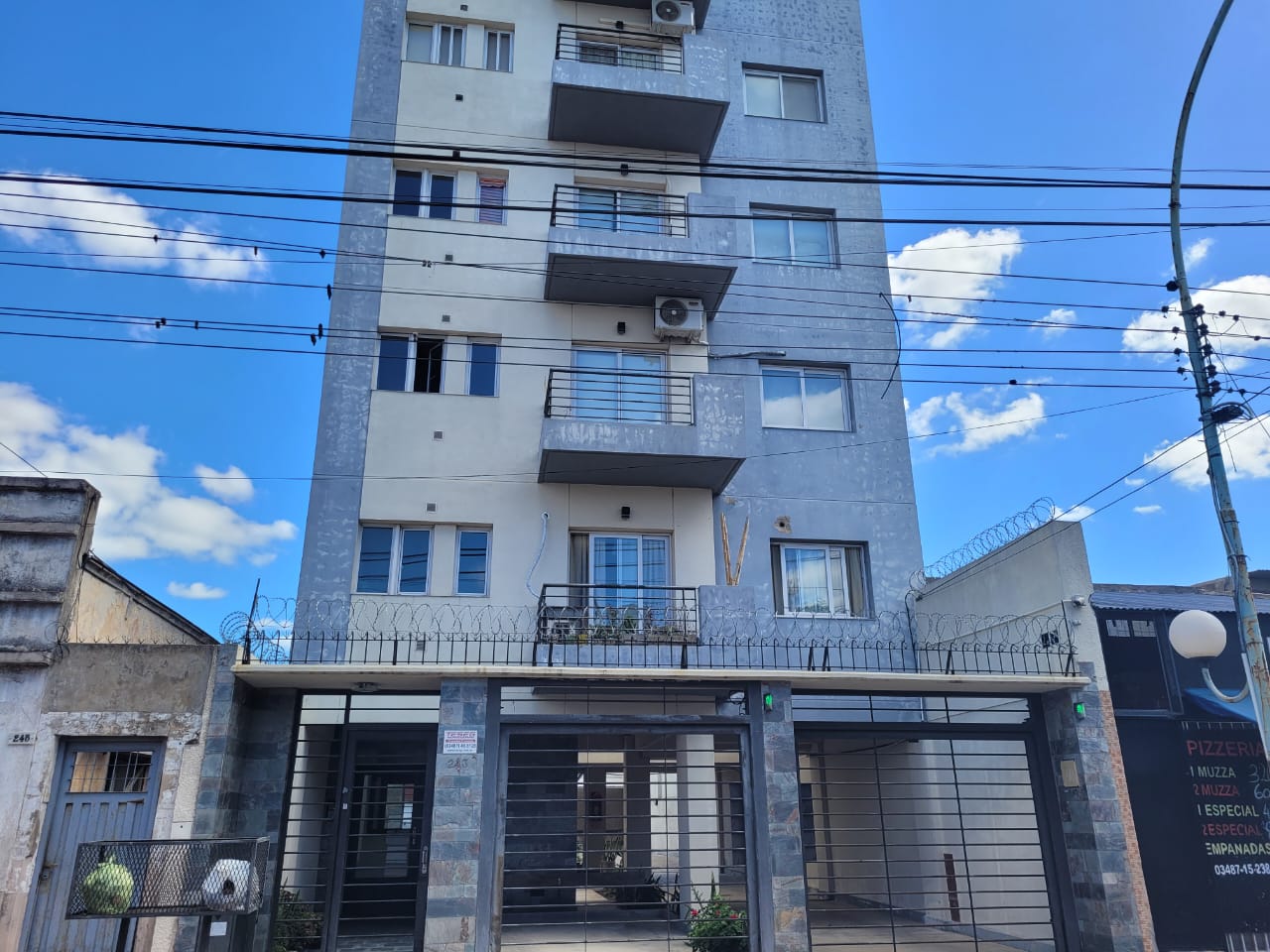 Lavalle 243